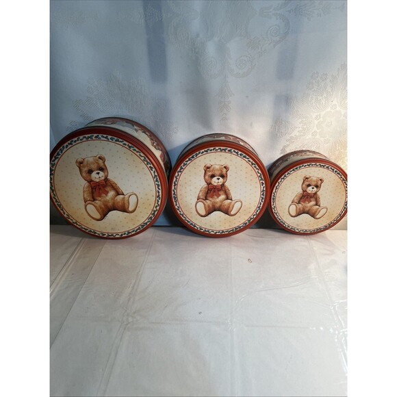 Christmas Design tins, lot of 3, Nesting tins, all the same pattern - Picture 1 of 8